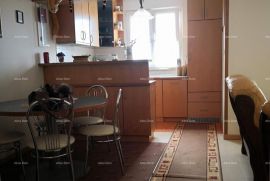 Stan Prodajem 2-soban stan sa zajedničkim bazenom, Umag, Umag, Apartamento