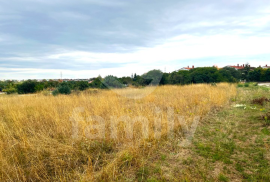 PROSTRANO GRAĐEVINSKO ZEMLJIŠTE NA ODLIČNOJ LOKACIJI, Pula, Terrain