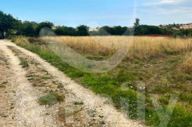 PROSTRANO GRAĐEVINSKO ZEMLJIŠTE NA ODLIČNOJ LOKACIJI, Pula, Terrain