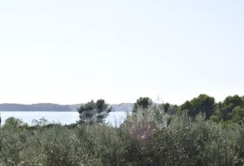 EKSKLUZIVNO GRAĐEVINSKO ZEMLJIŠTE SA POGLEDOM NA MORE I BRIJUNSKI ARHIPELAG, Fažana, Terrain