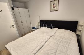 Malinska - apartman blizu centra i mora, Malinska-Dubašnica, Flat