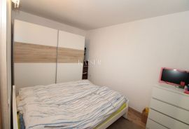 Istra - Poreč, obiteljska kuća sa apartmanima top lokacija, Poreč, Casa