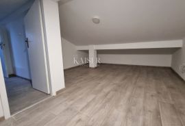 Novi vinodolski, Povile - stan 2S+DB sa panoramskim pogledom, Novi Vinodolski, Appartment