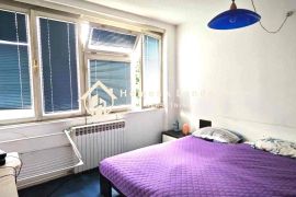 Zagreb,Gornja Dubrava,2-soban stan 40m2 na 3katu zgrade s liftom, Zagreb, Appartamento