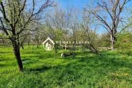 Sesvete,centar,građevinsko zemljište za izgradnju stambene zgrade, Zagreb, Terreno