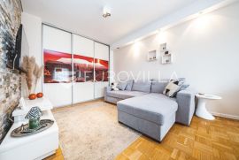 Zagreb, Vrbani, moderan dvosoban stan NKP 48,52 m2, spremište, Zagreb, Daire