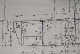 PULA- Stan 37m2 + spremište i natkriveni parking, Pula, Kвартира