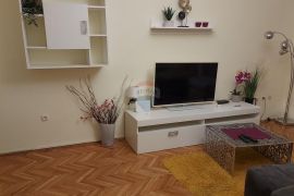 Rijeka - centar, 68m2, Rijeka, Flat