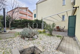 Selce stan sa okućnicom blizu mora, Crikvenica, Appartment