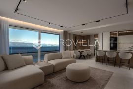 Opatija, luksuzan četverosoban stan s pogledom na more NKP 138 m2, Opatija, Wohnung