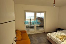 CRIKVENICA - NOVOGRADNJA S POGLEDOM NA MORE!, Crikvenica, Appartment