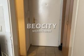 Novi Sad, Grbavica, Alekse Šantića, 0.5, 24m2, Novi Sad - grad, Appartement