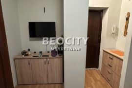 Novi Sad, Centar, Dušana Vasiljeva, 1.5, 35m2 ulaz iz Kozačinske, Novi Sad - grad, Flat