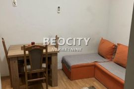 Novi Sad, Centar, Dušana Vasiljeva, 1.5, 35m2 ulaz iz Kozačinske, Novi Sad - grad, Flat