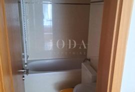 Ekskluzivni apartman prvi red do mora, Malinska - otok Krk, Malinska-Dubašnica, Flat