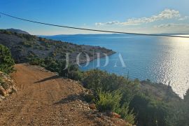 Građevinsko zemljište 1.red do mora, Senj, Land