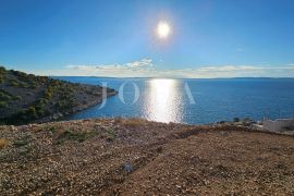 Građevinsko zemljište 1.red do mora, Senj, Land