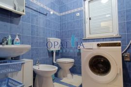 Pobri - 3 sobni stan, balkon, velika terasa i 2 parkirna mjesta, Opatija - Okolica, Wohnung