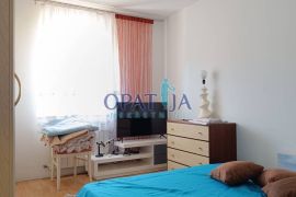 Pobri - 3 sobni stan, balkon, velika terasa i 2 parkirna mjesta, Opatija - Okolica, Wohnung