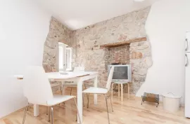 ROVINJ centar, prekrasna renovirana kuća, Rovinj, بيت