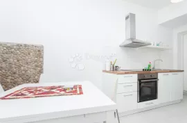 ROVINJ centar, prekrasna renovirana kuća, Rovinj, بيت