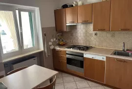 EKSKLUZIVNO!KUĆA 120 M OD MORA - CESARICA, Karlobag, Casa