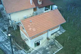 Vikendica 58m² sa vinogradom nadomak grada Pregrade!, Pregrada, Kuća