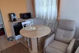 PREDIVAN APARTMAN SA PANORAMSKIM POGLEDOM, Senj, Stan