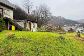 Kuća za adaptaciju u Čučerju, na dobroj lokaciji, Gornja Dubrava, Kuća