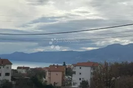 Stan u novogradnji sa vrtom i garažom, Rijeka, Stan