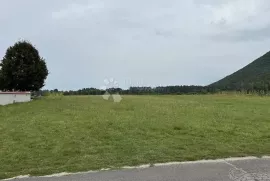 Zemljište u okolici Gospića (Debelo Brdo) površine 14077 m2, Gospić - Okolica, Zemljište