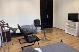 Centar Rijeke, odličan stan za više radnika, Rijeka, Apartamento