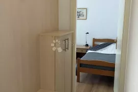 Centar Rijeke, odličan stan za više radnika, Rijeka, Apartamento