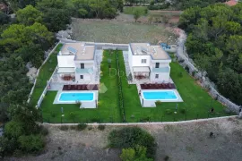 ŠIBENIK/DUBRAVA- LUKSUZNA VILLA U PRIRODI - PRILIKA!!!, Šibenik - Okolica, Kuća