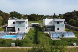 ŠIBENIK/DUBRAVA- LUKSUZNA VILLA U PRIRODI - PRILIKA!!!, Šibenik - Okolica, Kuća