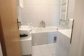 Borovje, 3soban + Balkon+ Parking (novija gradnja), Peščenica - Žitnjak, Stan