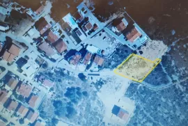 VODICE - građevinsko zemljište 800 m2, Vodice, Zemljište