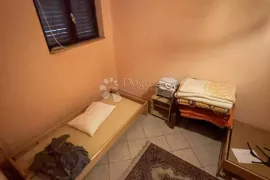 Stan u Vodicama u blizini mora, Vodice, Appartement