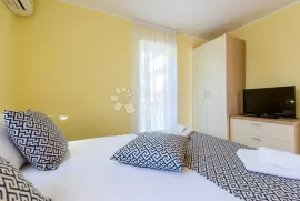 Atraktivan apartman za najam 200 m od mora!, Kostrena, Stan