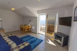 DRVENIK, VILLA UZ MORE - 4 ZVJEZDICE!!!!, Gradac, Kuća