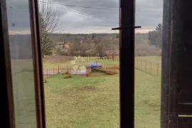 Zgodna mala kućica s voćnjakom, Tounj, Kuća