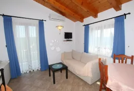 Kuća sa apartmanima, Rovinj, House