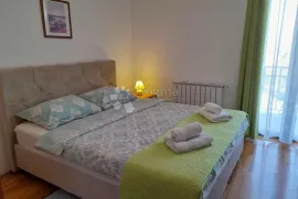 Kuća sa apartmanima, Rovinj, House