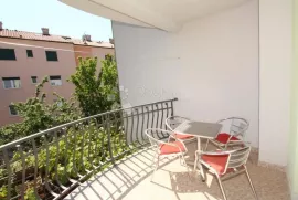 Kuća sa apartmanima, Rovinj, House