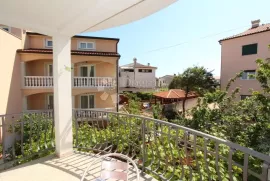 Kuća sa apartmanima, Rovinj, House