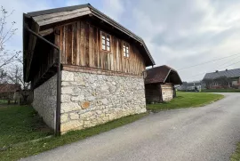 AUTOHTONO GORANSKO GOSPODARSTVO, u blizini Rijeke Kupe, Bosiljevo, Kuća