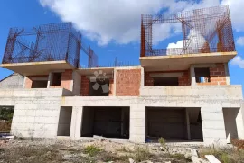 VODICE - S5 DVOETAŽNI PENTHOUSE NA 1. I 2. KATU S VRTOM I KROVNOM TERASOM, 159,01 m2 NETTO, Vodice, Appartement