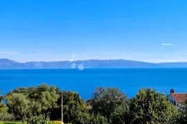 TOP LOKACIJA!!! GRAĐEVINSKO ZEMLJIŠTE SA PRAVOMOĆNOM GRAĐEVINSKOM DOZVOLOM, NA PJEŠAČKOJ UDALJENOSTI DO PLAŽE, Labin, Zemljište