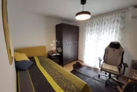 Prekrasan apartman blizu mors, Novi Vinodolski, Kвартира