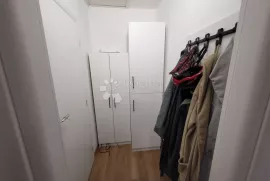 Prekrasan apartman blizu mors, Novi Vinodolski, Kвартира